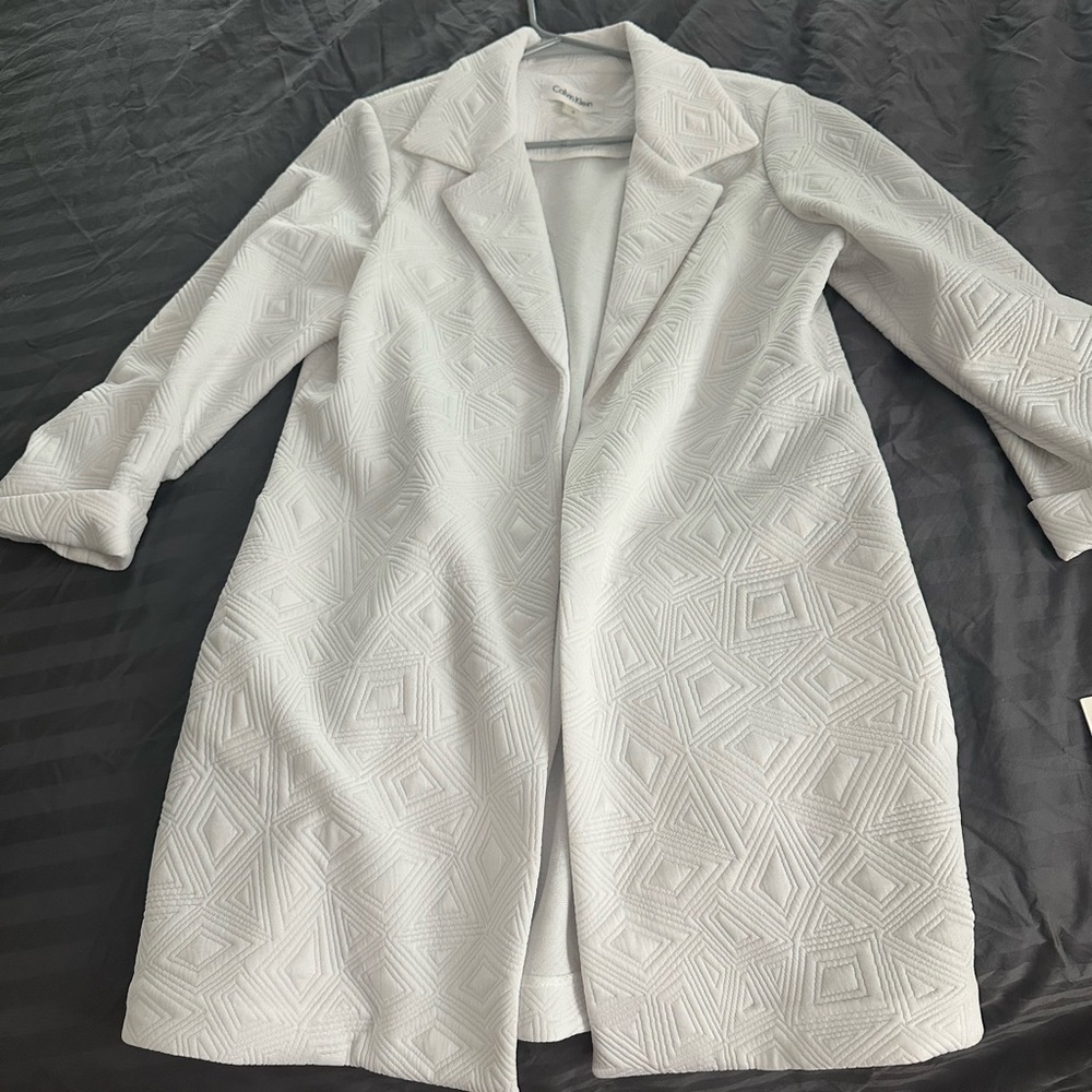 NWT Calvin Klein long length patterned blazer. Size 10.